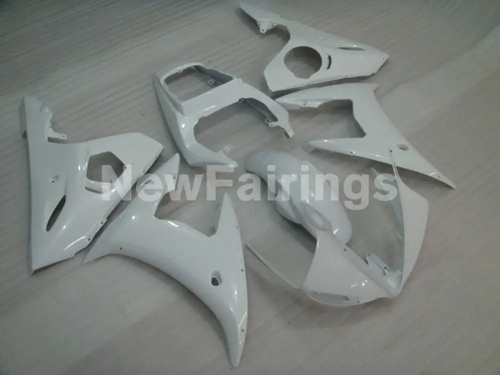 Pearl White No decals - YZF-R6 03-04 Fairing Kit Vehicles & Parts > Vehicle Parts & Accessories > Motor Vehicle Parts >